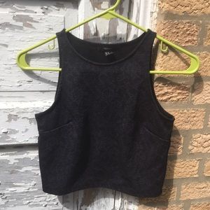 Black high neck crop tank
